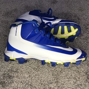 nike baseball cleats